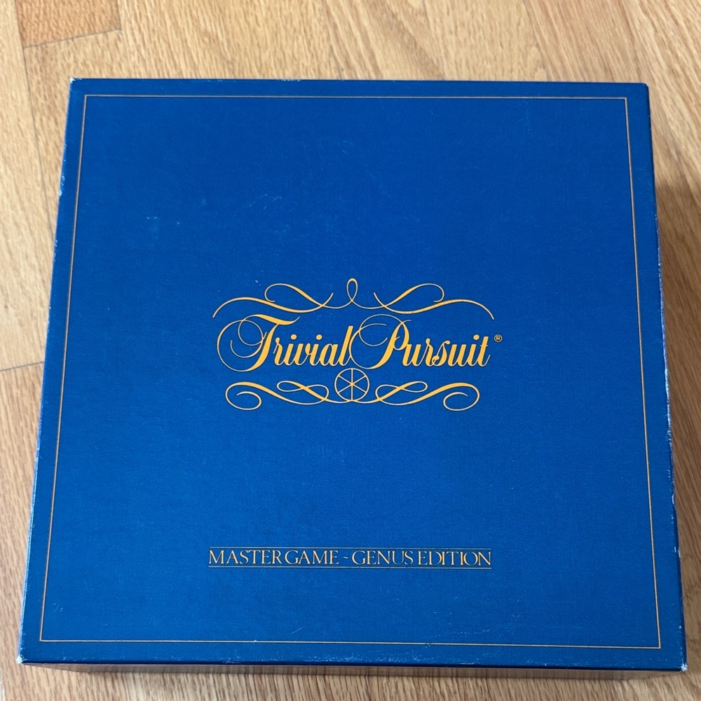 Vintage 1981 Trivial Pursuit Genus Edition Board Game